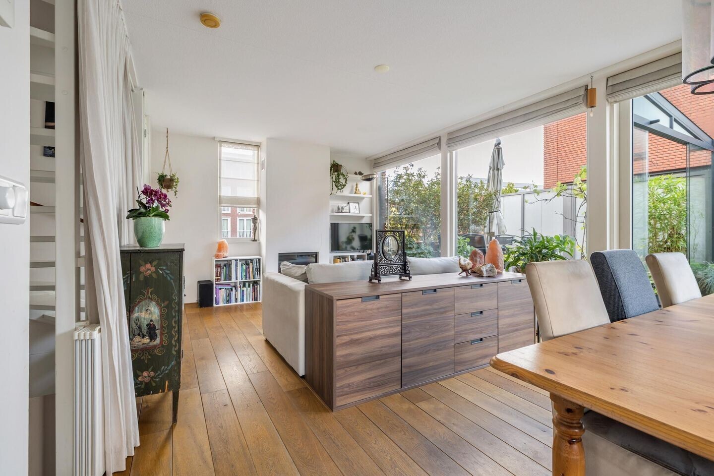 Tussenwoning te koop: Kronenburgwerf 19, Breda