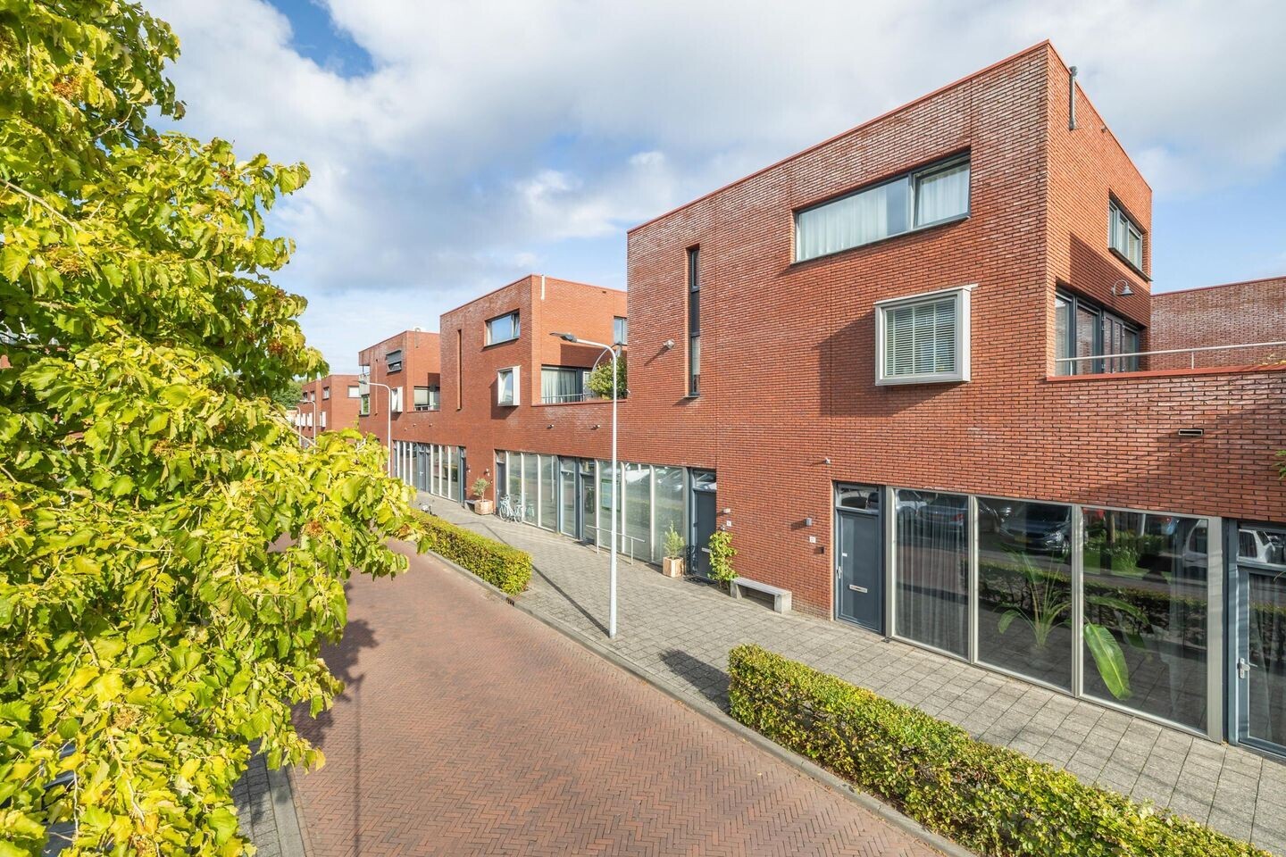 Tussenwoning te koop: Kronenburgwerf 19, Breda