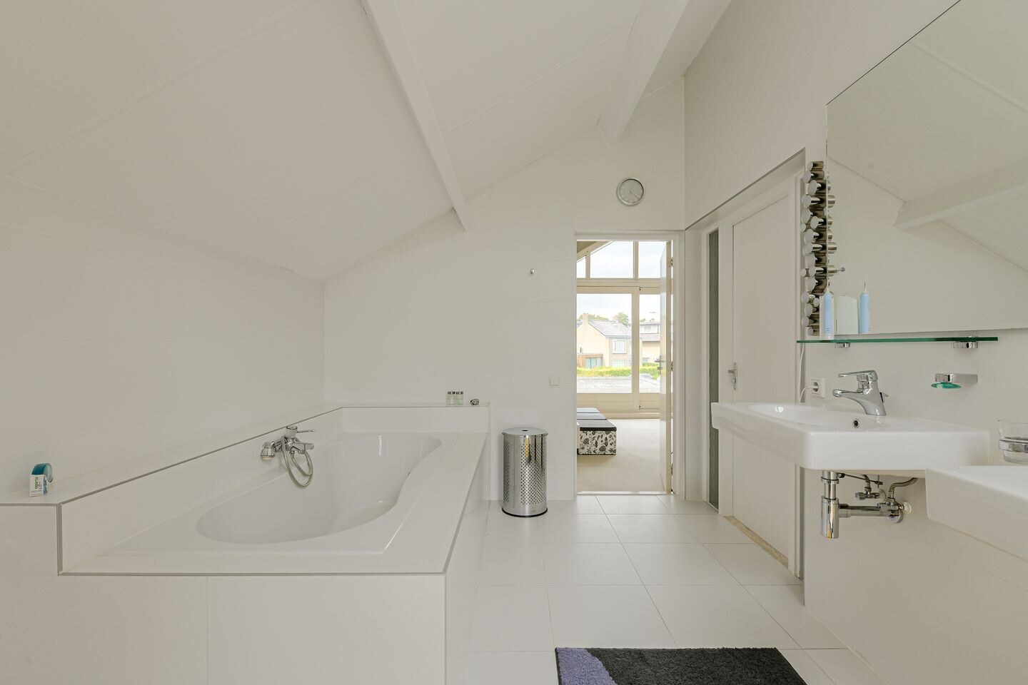 Vrijstaande woning te koop: Zuilenstraat 16, Breda