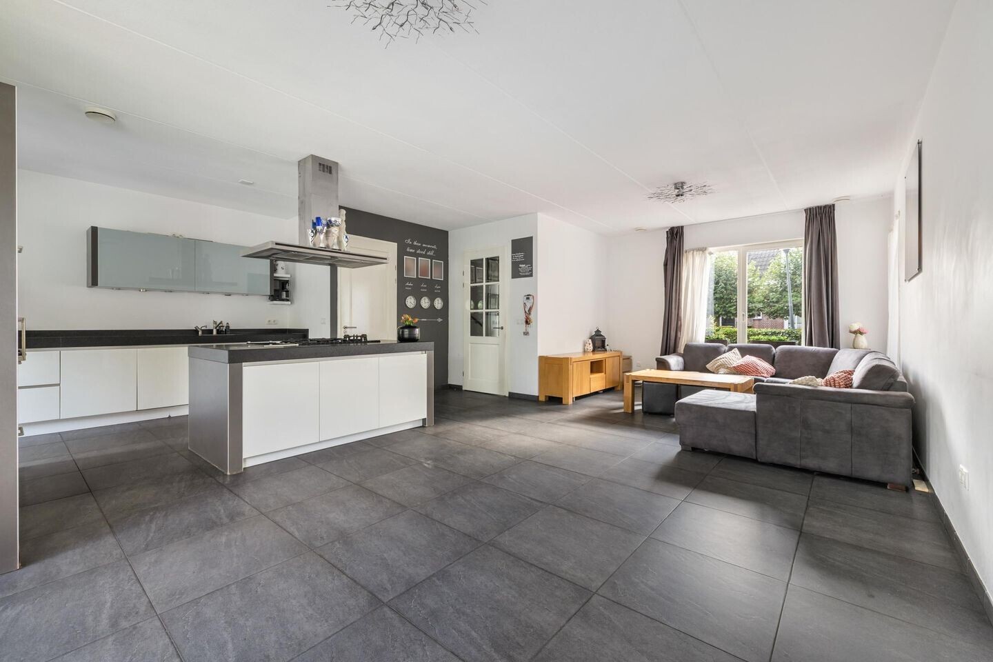 Vrijstaande woning te koop: Liesbospark 44, Breda