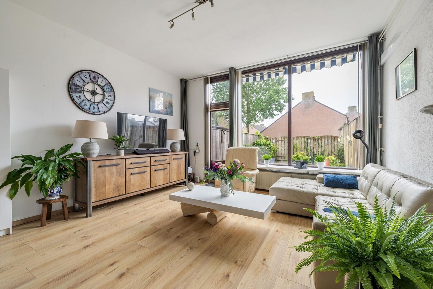 Tussenwoning te koop: Vloed 32, Breda