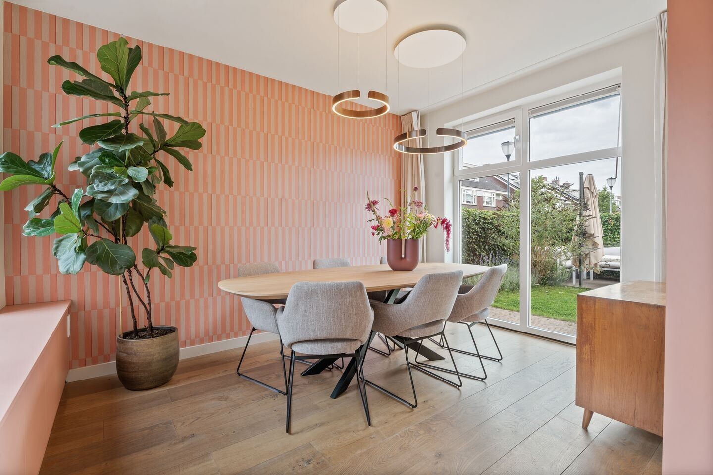 Hoekwoning te koop: Burgemeester Vermeulenstraat 24A, Breda