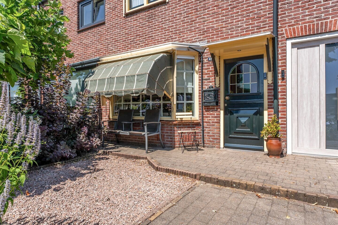 Tussenwoning te koop: Lunetstraat 42, Breda