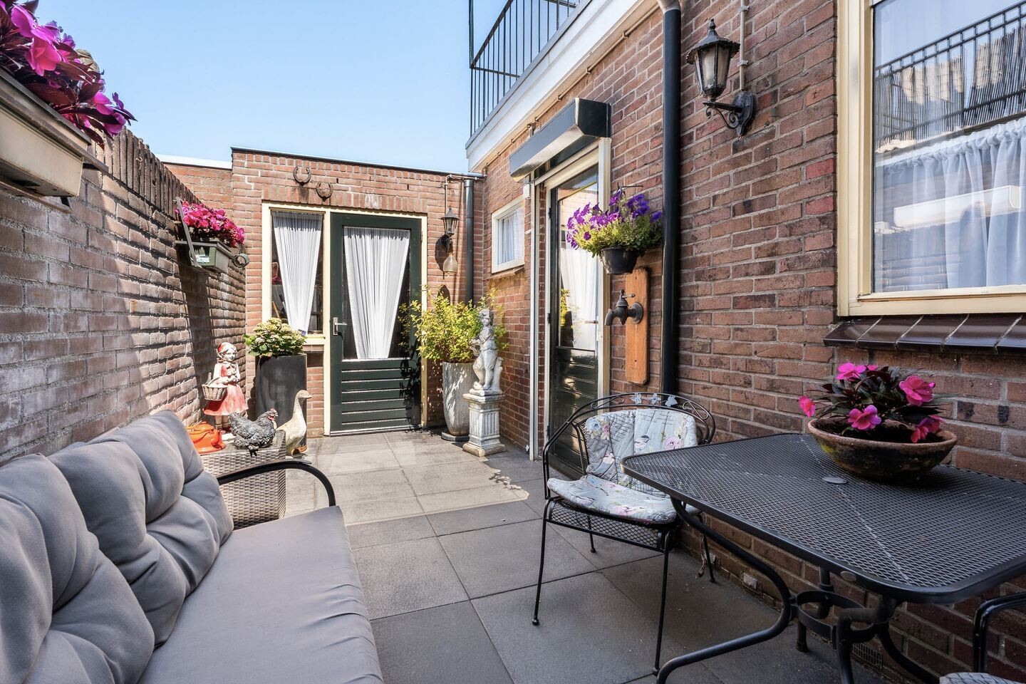 Tussenwoning te koop: Lunetstraat 42, Breda