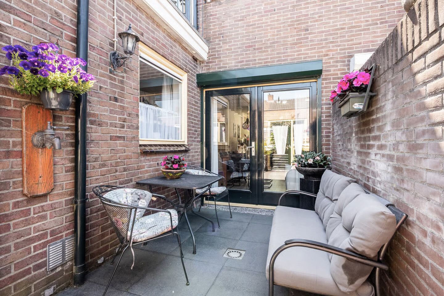 Tussenwoning te koop: Lunetstraat 42, Breda