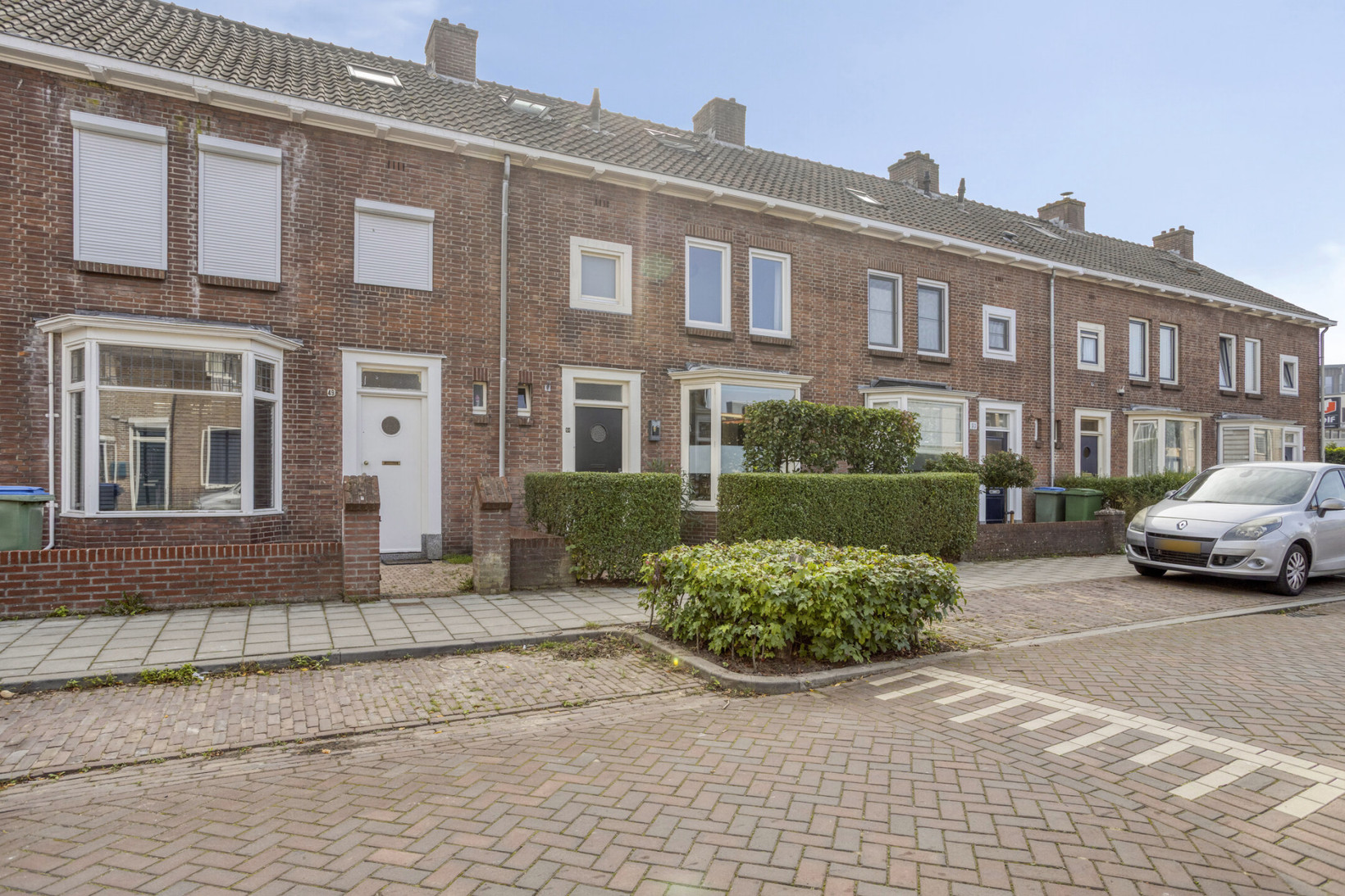Tussenwoning te koop: Magnoliastraat 51, Breda