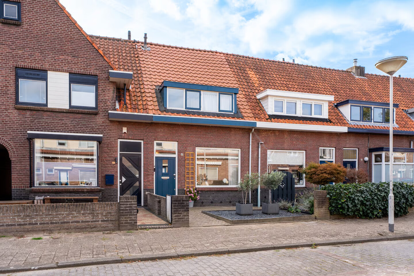 Tussenwoning te koop: Nuijtsstraat 45, Breda