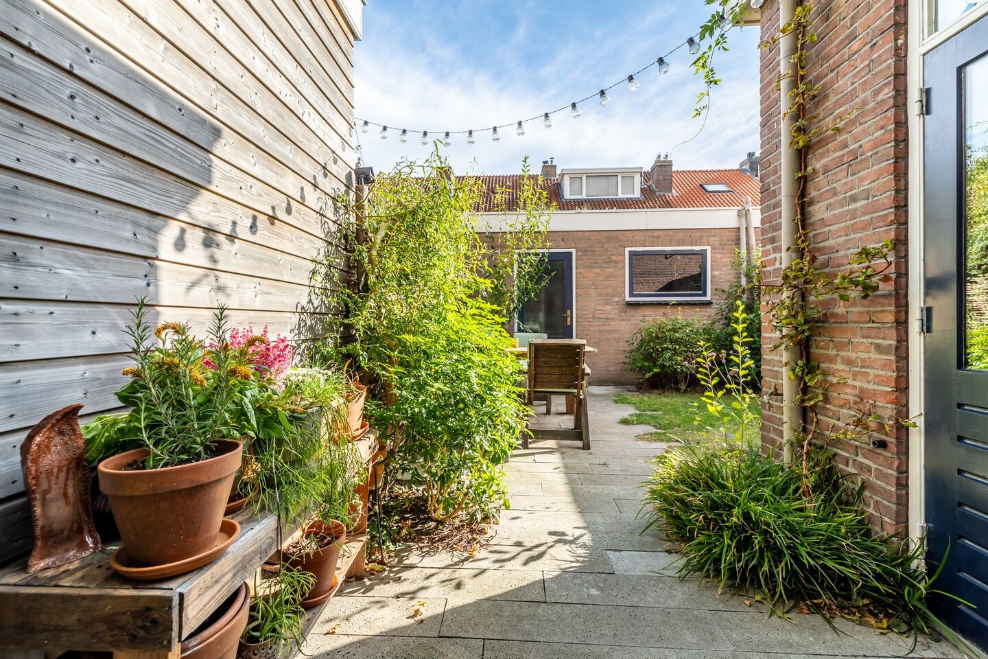 Tussenwoning te koop: Acaciastraat 47, Breda