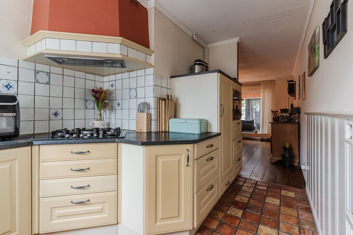 Tussenwoning te koop: Oleanderstraat 4, Breda