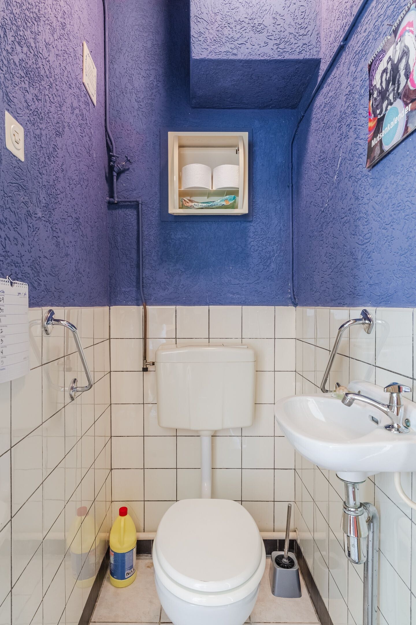 Tussenwoning te koop: Jasmijnstraat 23, Breda