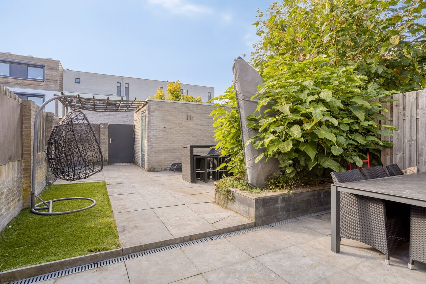 Tussenwoning te koop: Vuurvlinder 18, Breda