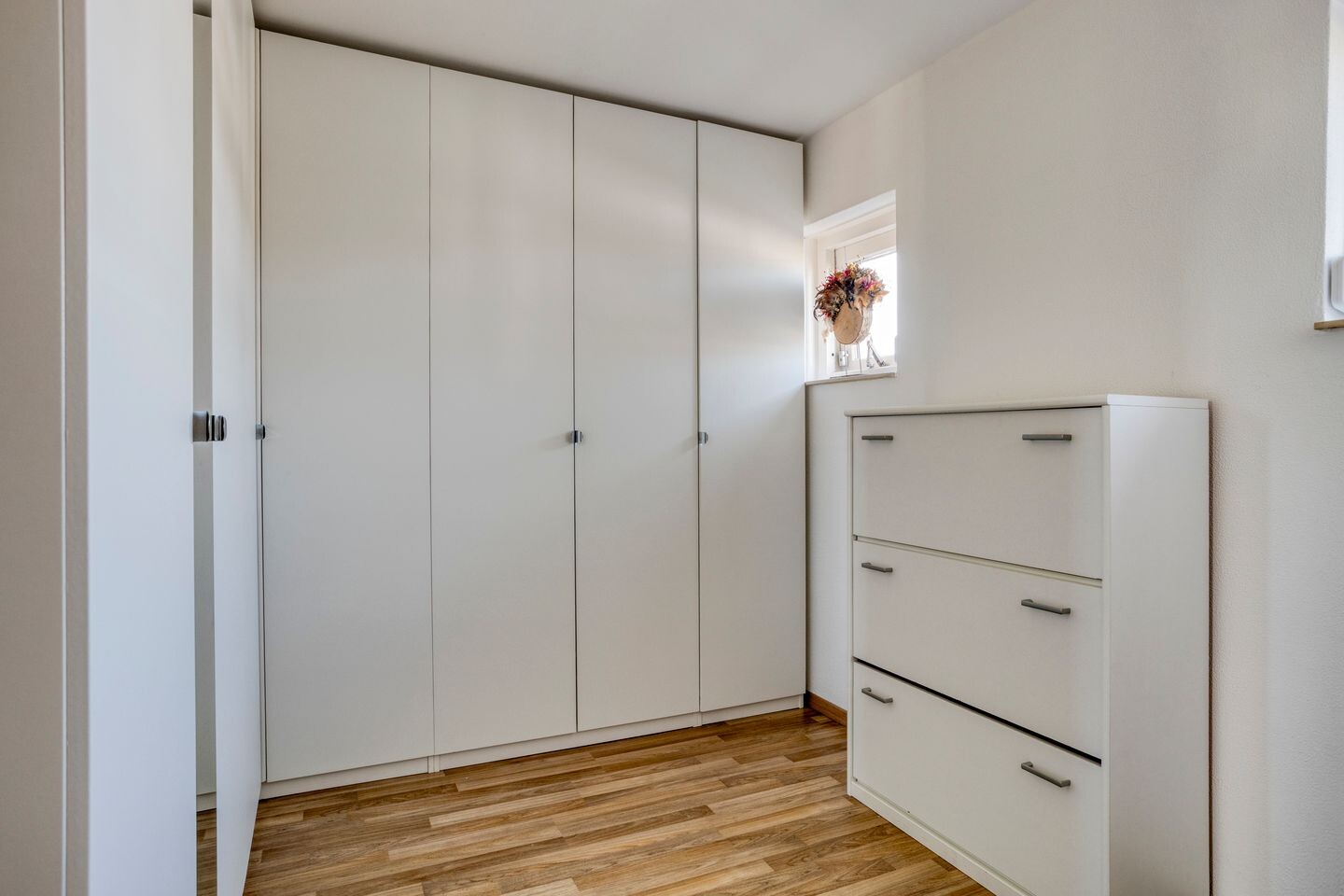 Tussenwoning te koop: Vuurvlinder 18, Breda