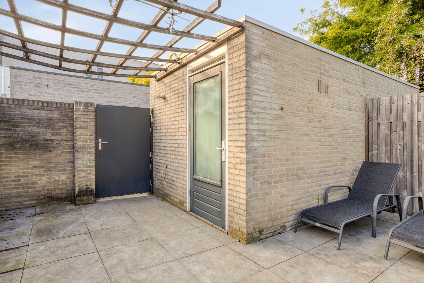 Tussenwoning te koop: Vuurvlinder 18, Breda