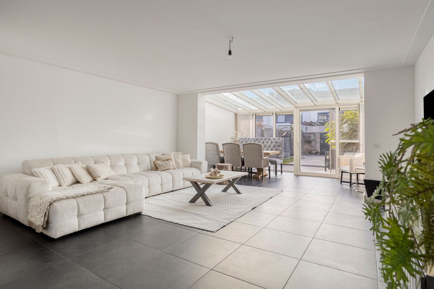 Tussenwoning te koop: Vuurvlinder 18, Breda