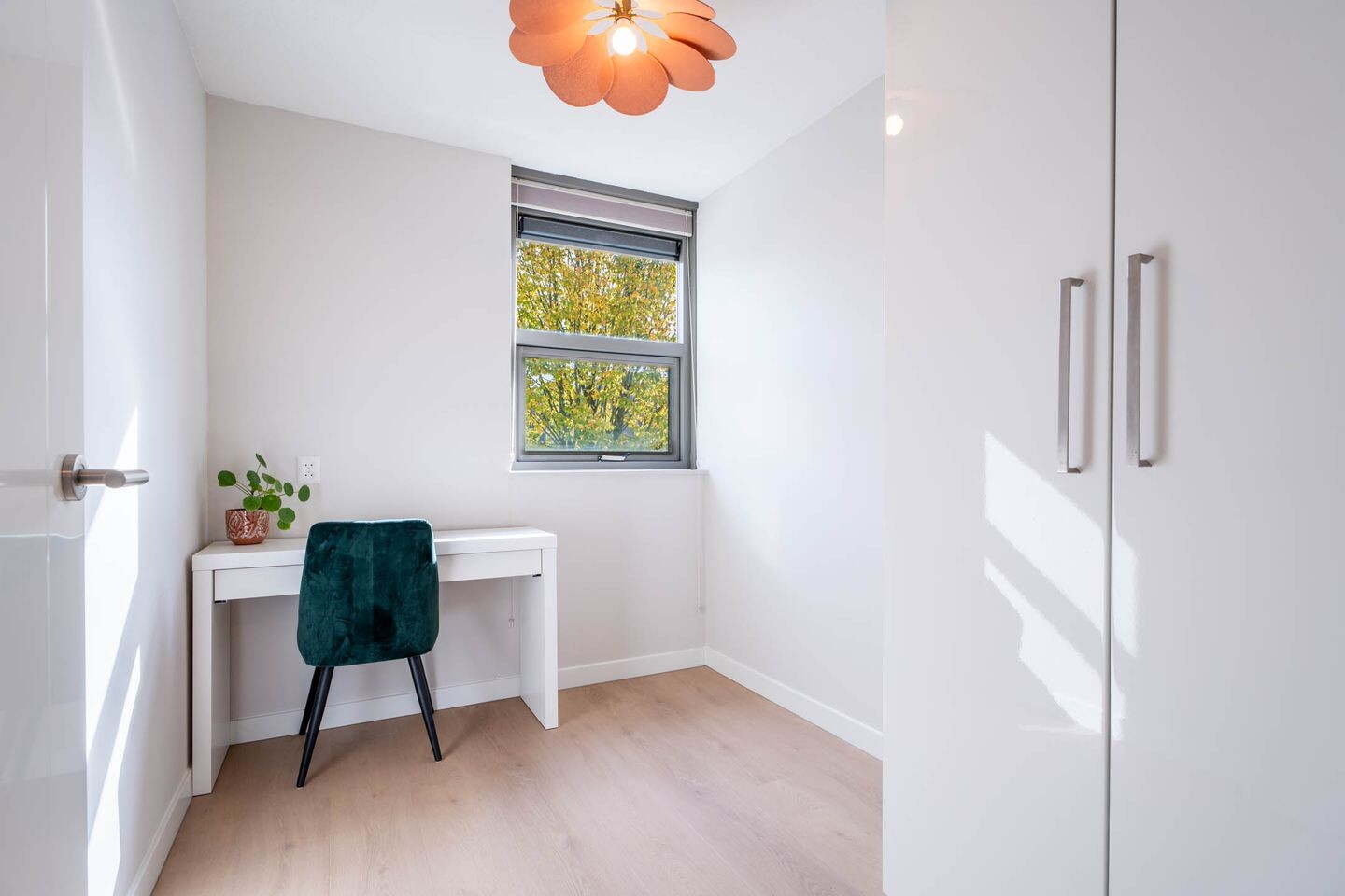Tussenwoning te koop: Vuurvlinder 30, Breda