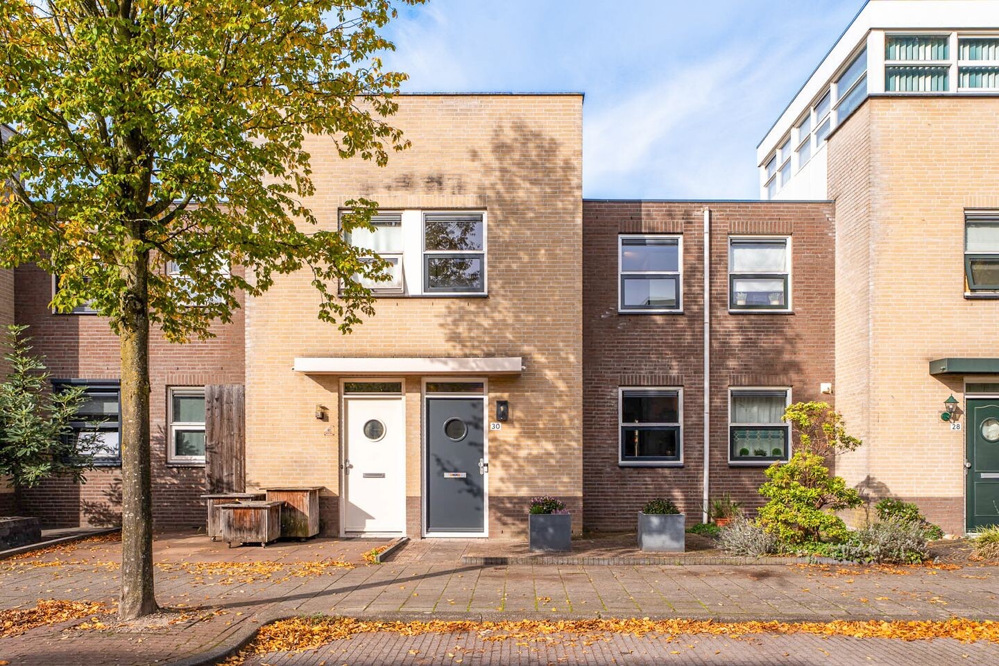 Tussenwoning te koop: Vuurvlinder 30, Breda