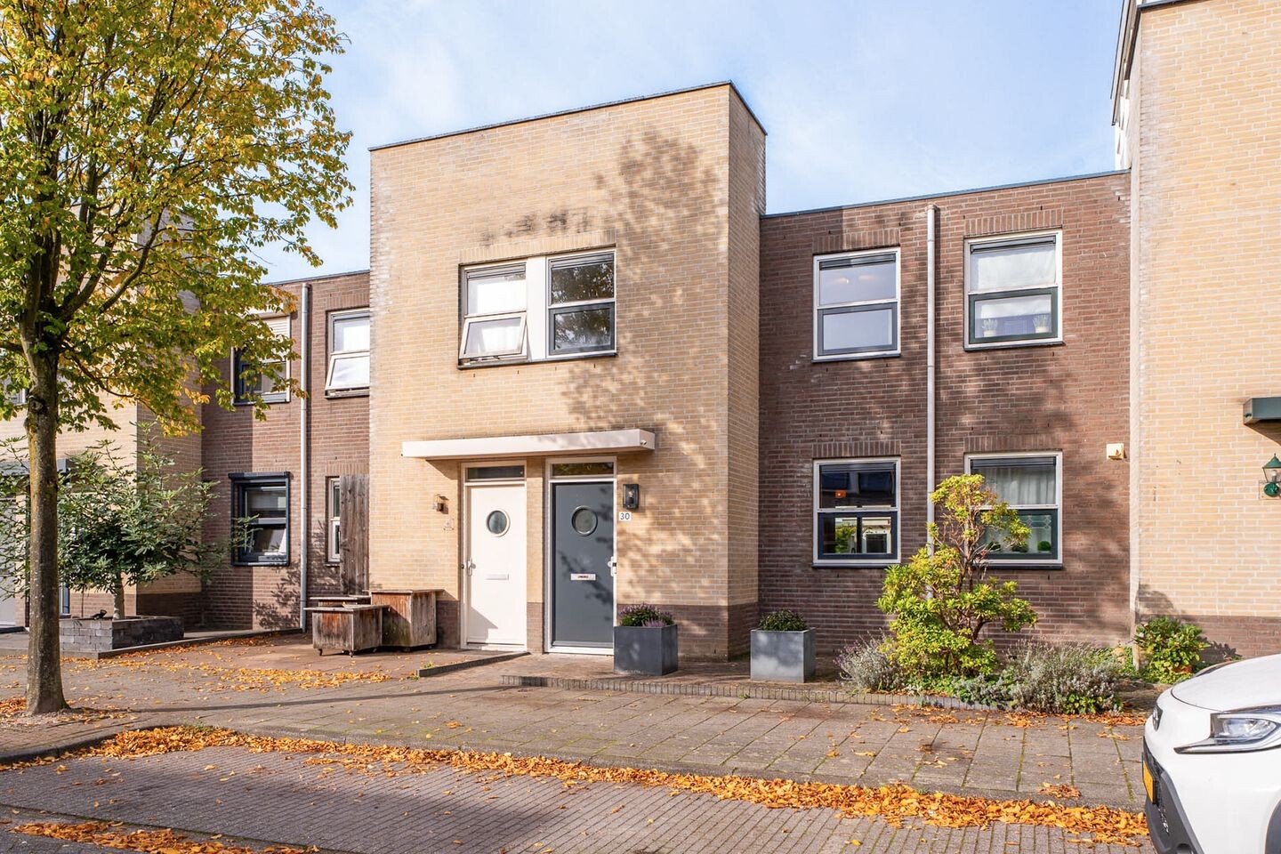 Tussenwoning te koop: Vuurvlinder 30, Breda