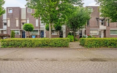 Bloemenblauwtje 70