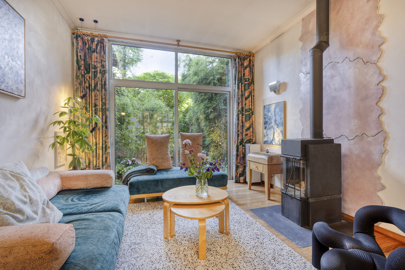 Tussenwoning te koop: Speelhuislaan 70, Breda