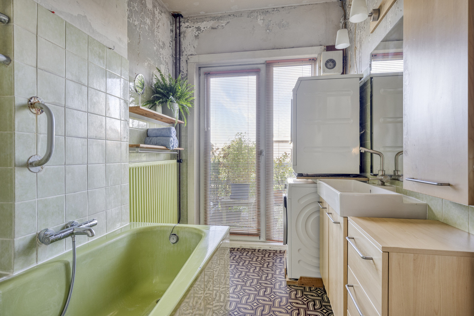 Tussenwoning te koop: Speelhuislaan 70, Breda