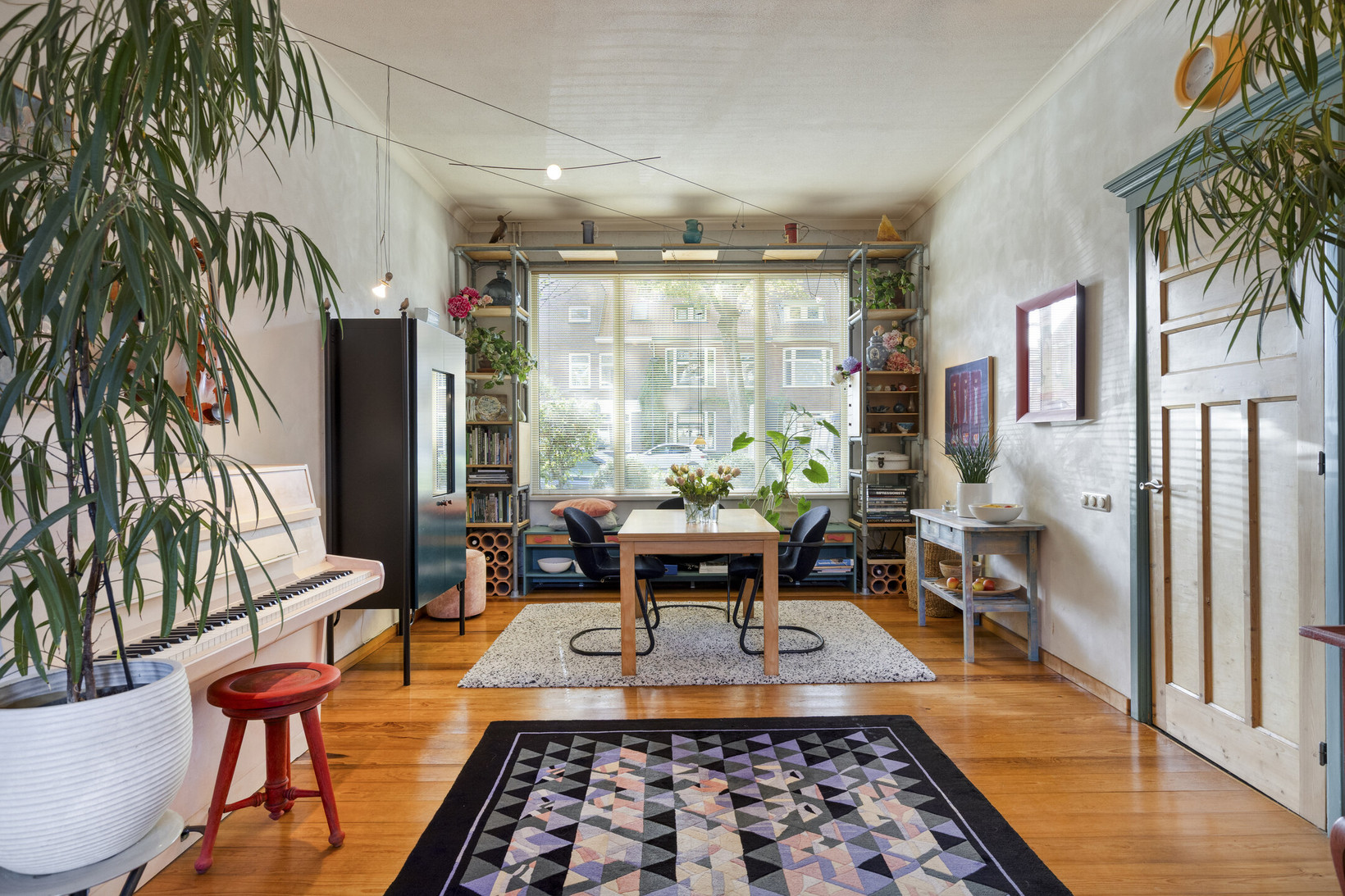 Tussenwoning te koop: Speelhuislaan 70, Breda