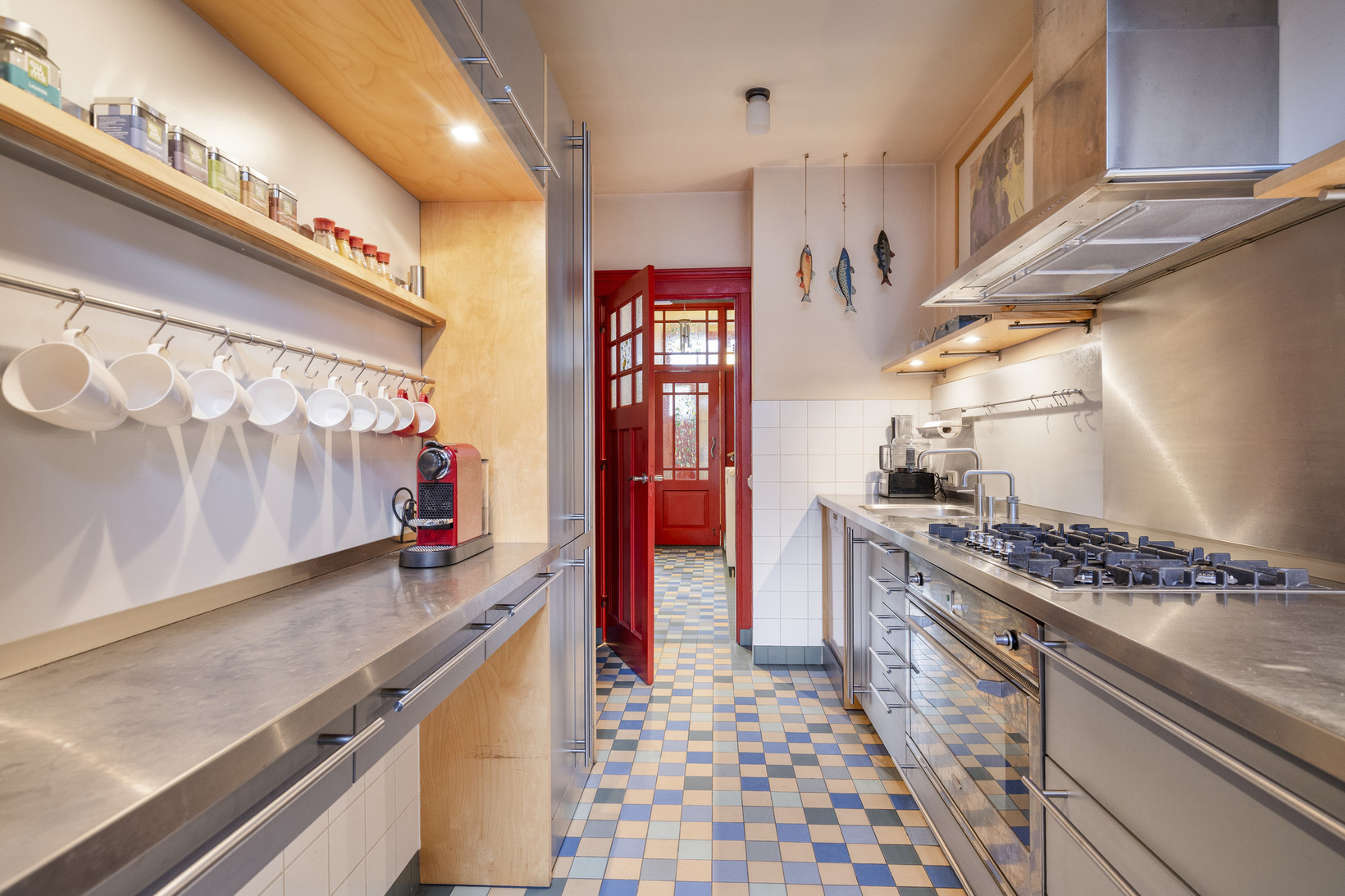 Tussenwoning te koop: Speelhuislaan 70, Breda