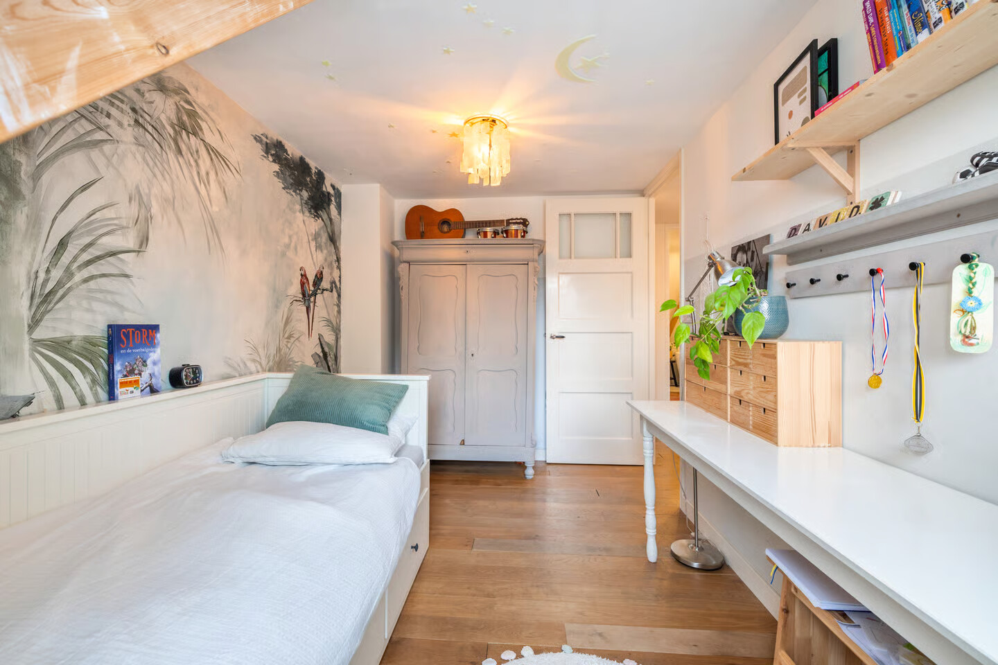 Tussenwoning te koop: Oude Terheijdenseweg 90, Breda