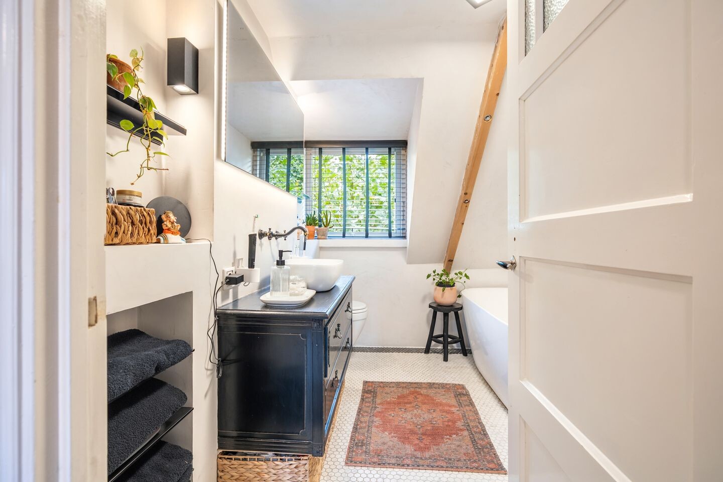 Tussenwoning te koop: Oude Terheijdenseweg 90, Breda