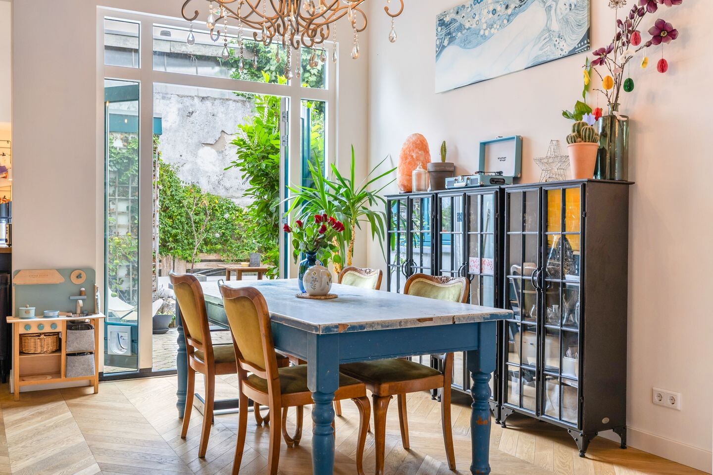 Tussenwoning te koop: Oude Terheijdenseweg 90, Breda