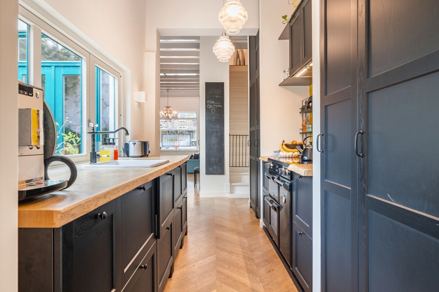 Tussenwoning te koop: Oude Terheijdenseweg 90, Breda