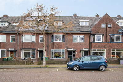 van Voorst. 21