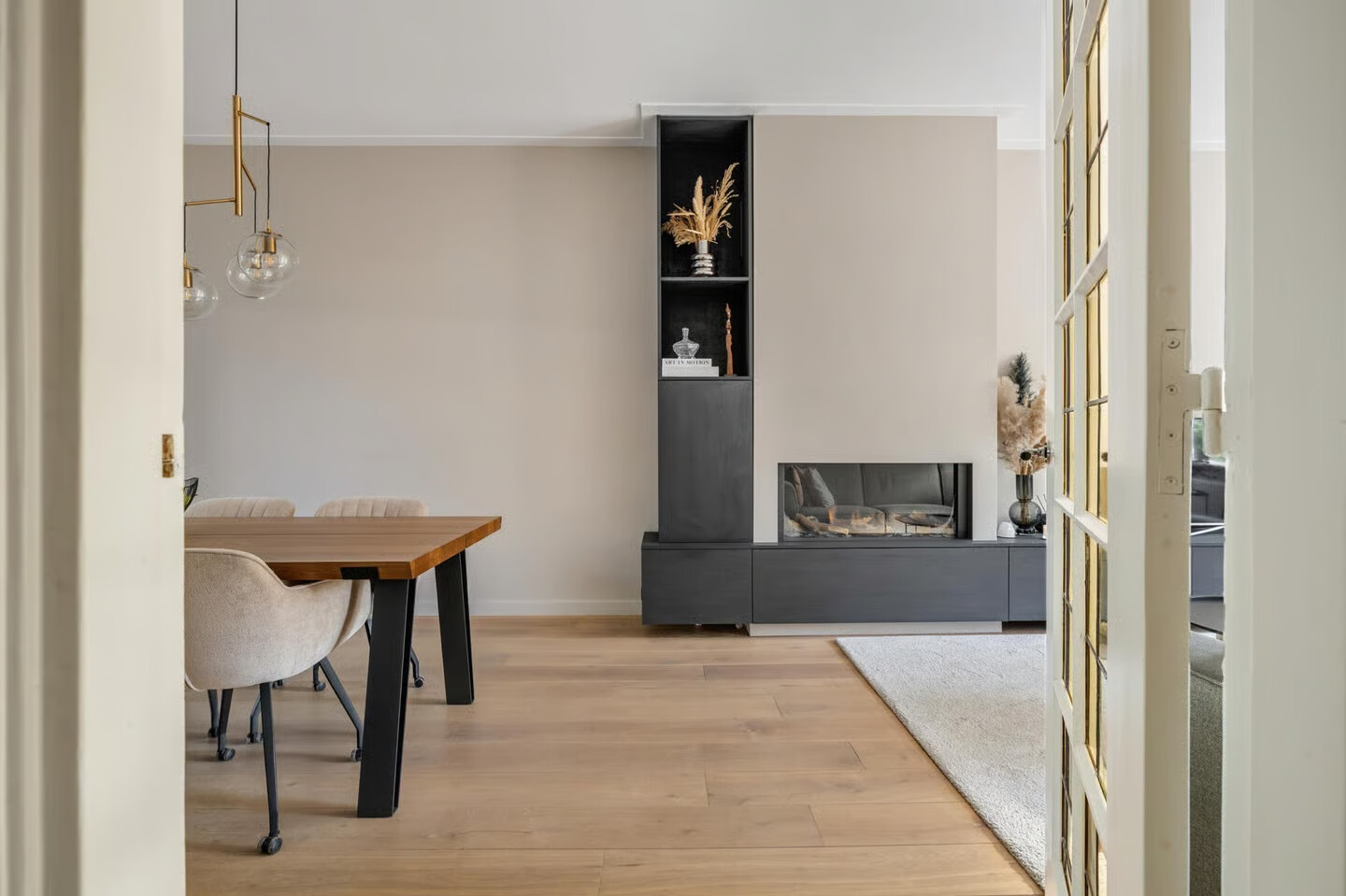 Tussenwoning te koop: van Voorst tot Voorststraat 23, Breda