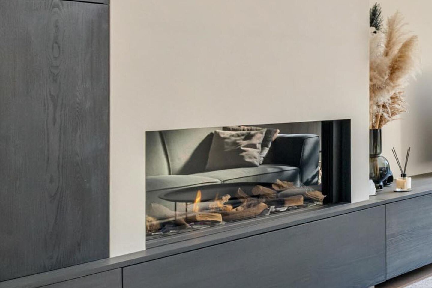 Tussenwoning te koop: van Voorst tot Voorststraat 23, Breda