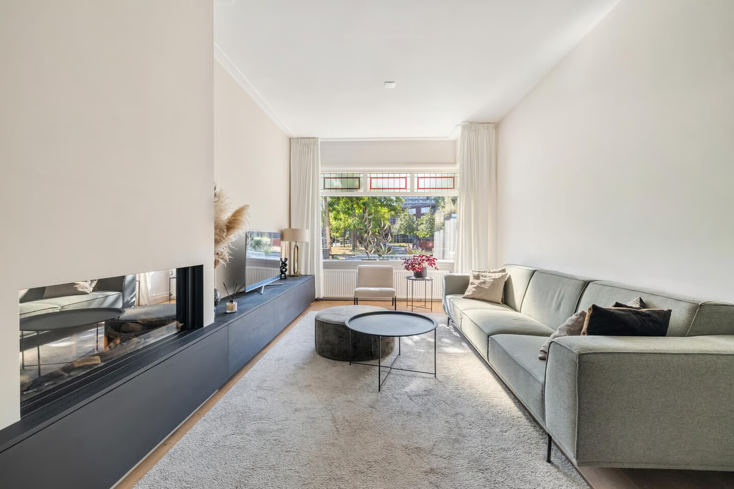 Tussenwoning te koop: van Voorst tot Voorststraat 23, Breda