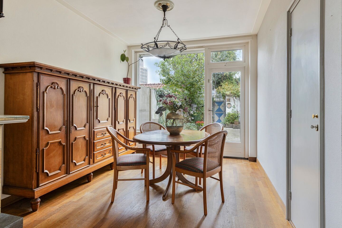 Tussenwoning te koop: Christiaan Huygensstraat 13, Breda