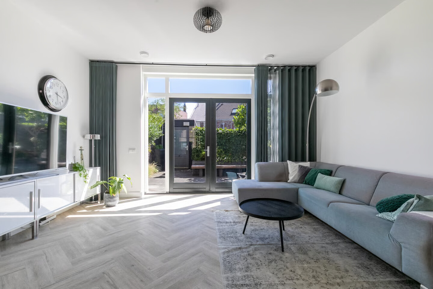 Tussenwoning te koop: Stationslaan 1226, Breda