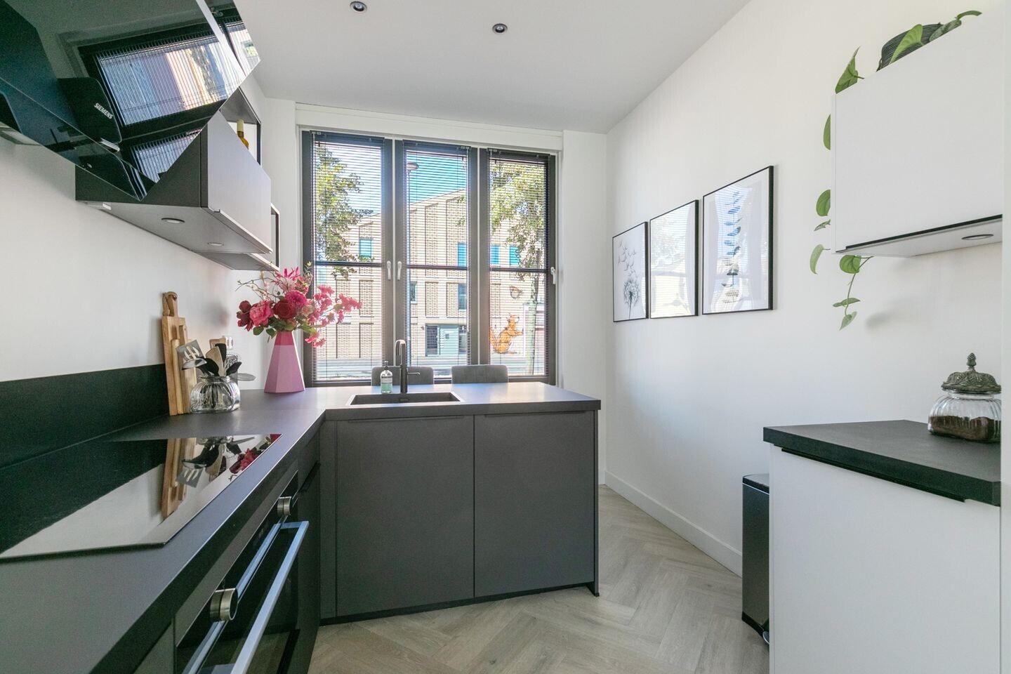Tussenwoning te koop: Stationslaan 1226, Breda
