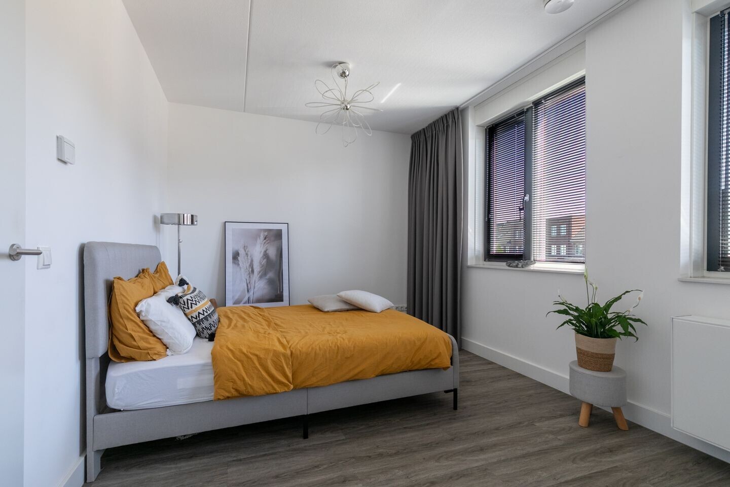 Tussenwoning te koop: Stationslaan 1226, Breda