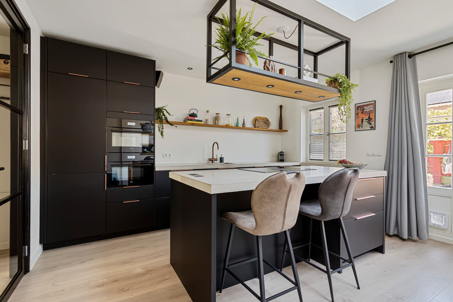 Tussenwoning te koop: Ampèreweg 7, Breda
