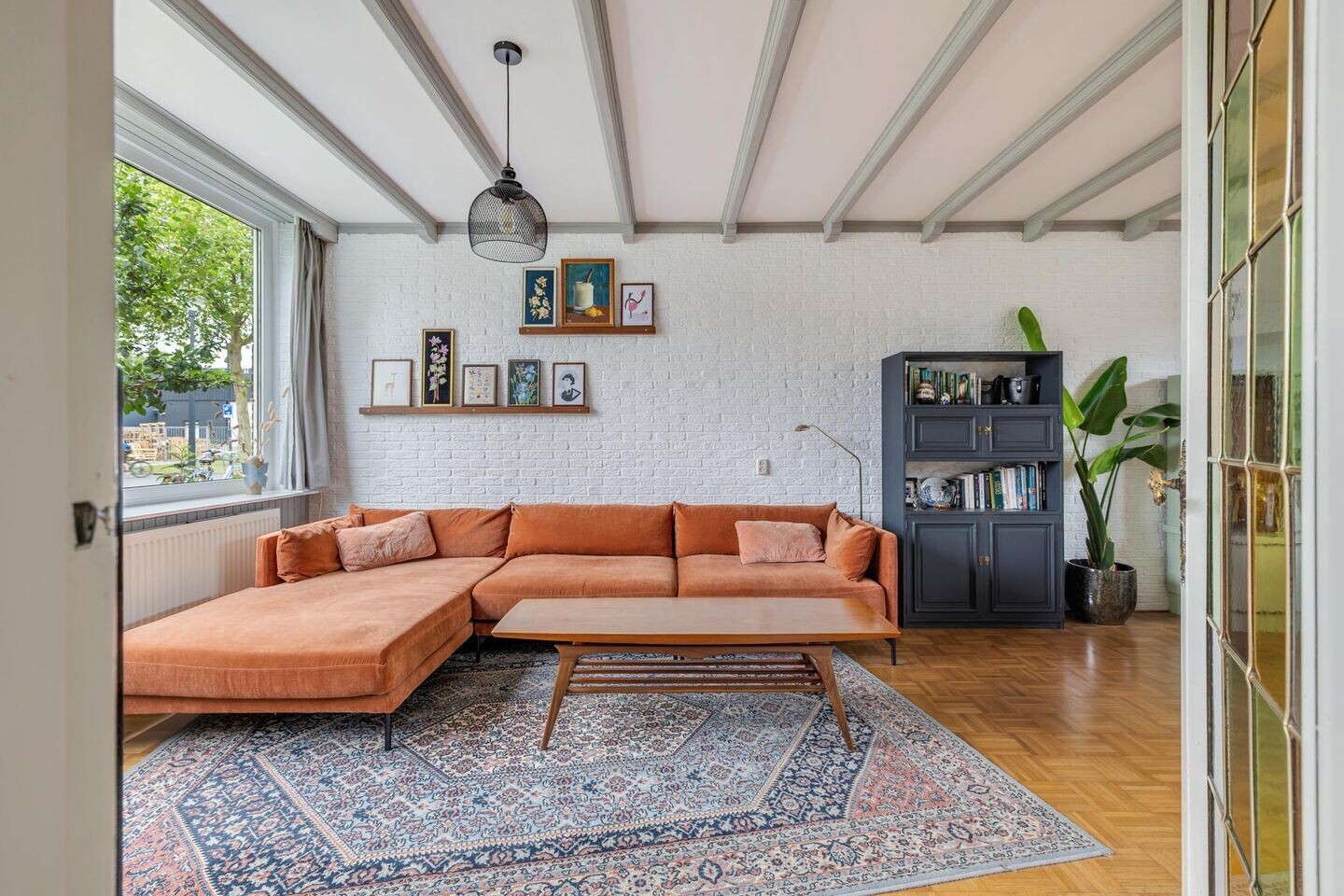 Tussenwoning te koop: Proveniersveld 3, Breda