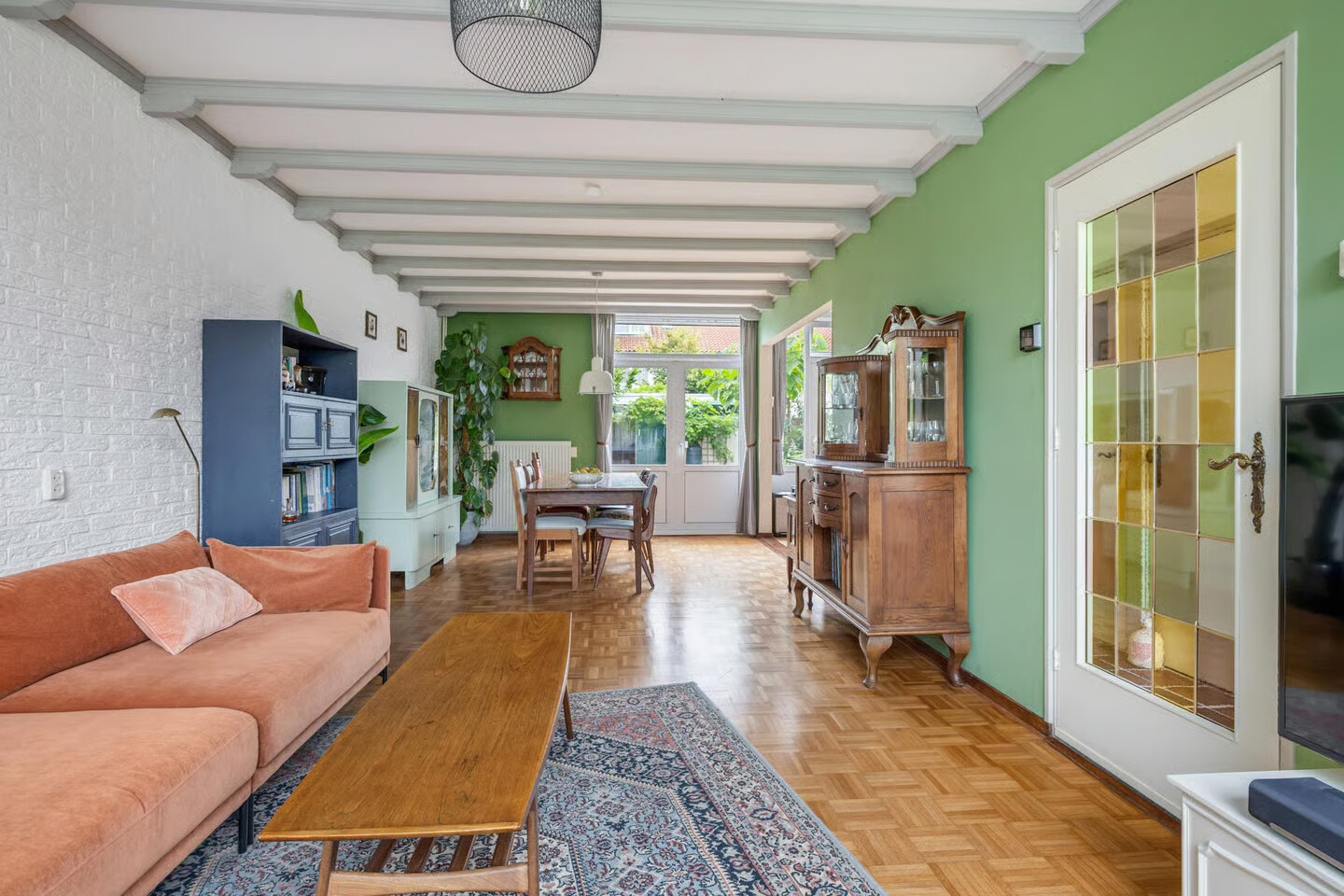 Tussenwoning te koop: Proveniersveld 3, Breda