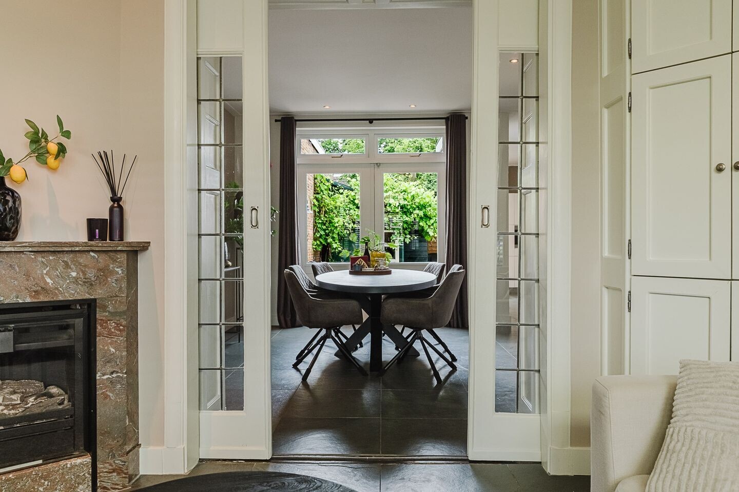 Tussenwoning te koop: Tilburgseweg 220, Breda