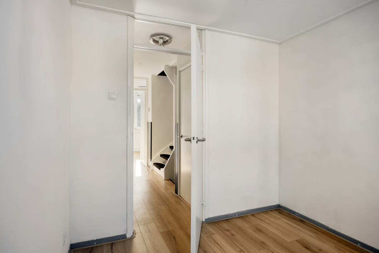 Tussenwoning te koop: Giraffestraat 25, Breda