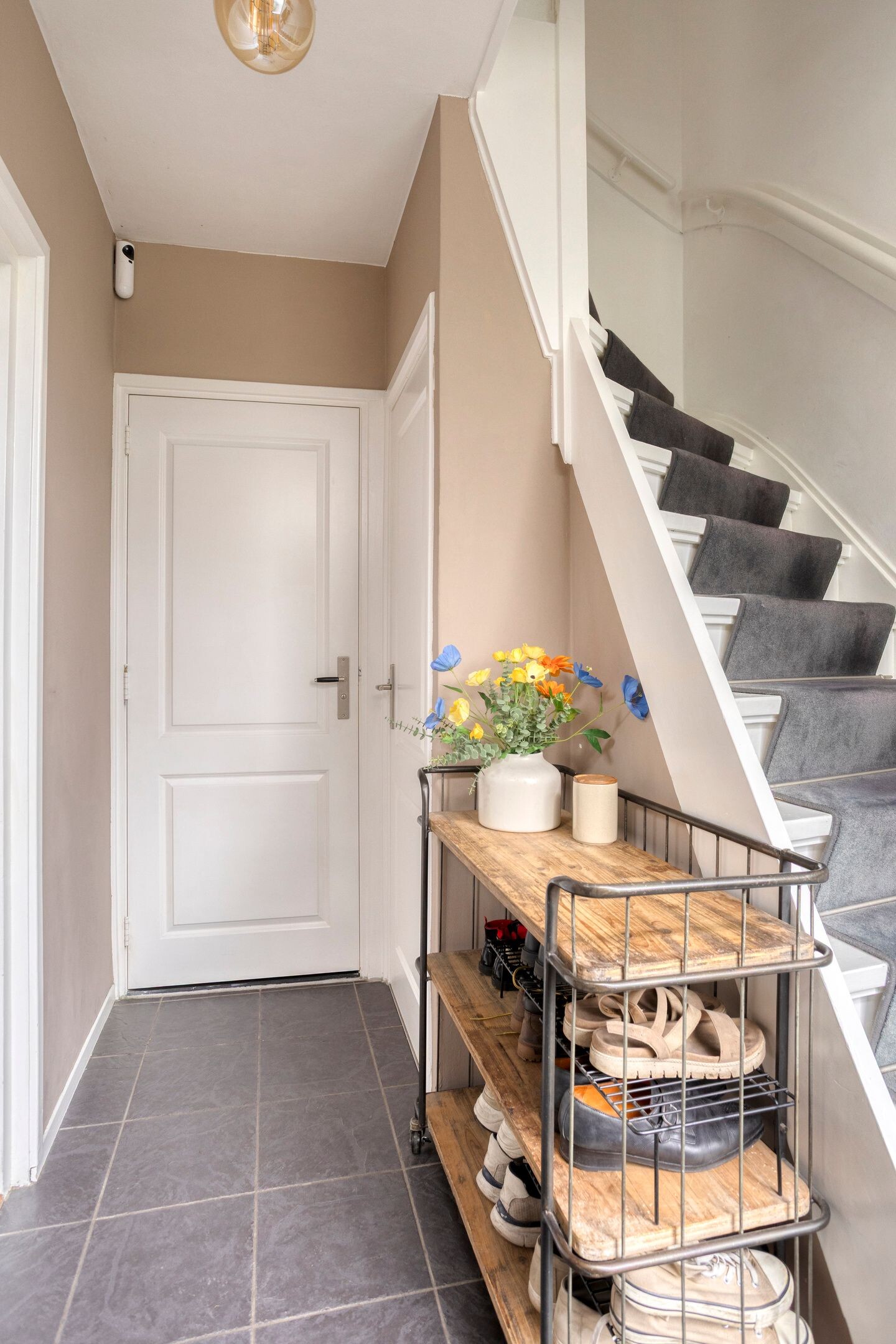 Tussenwoning te koop: Naundorffstraat 7, Breda
