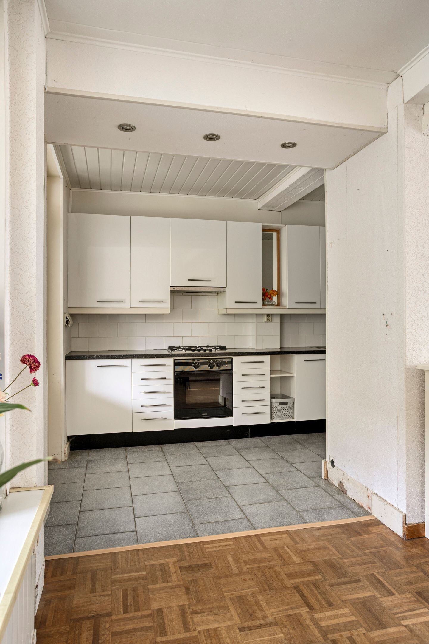 Tussenwoning te koop: Topaasstraat 6, Breda