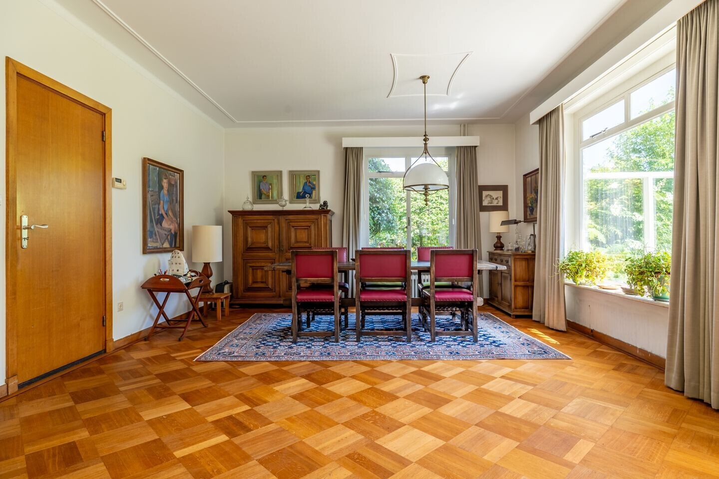 Vrijstaande woning te koop: Mgr. van Hooydonkstraat 1, Breda