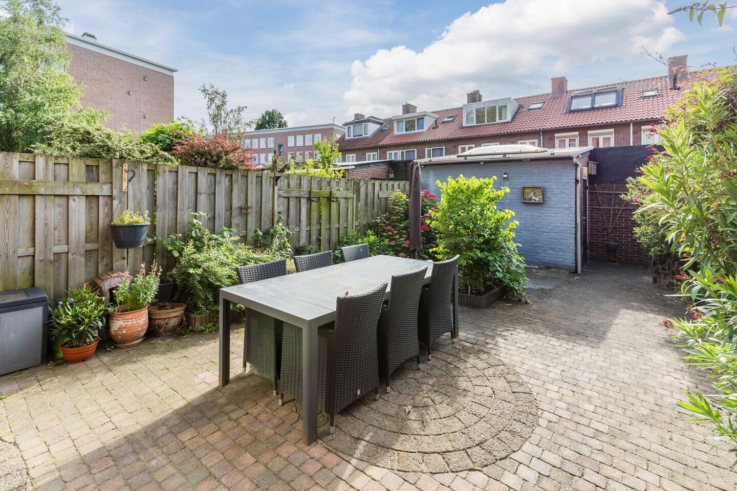 Tussenwoning te koop: Beverweg 13, Breda