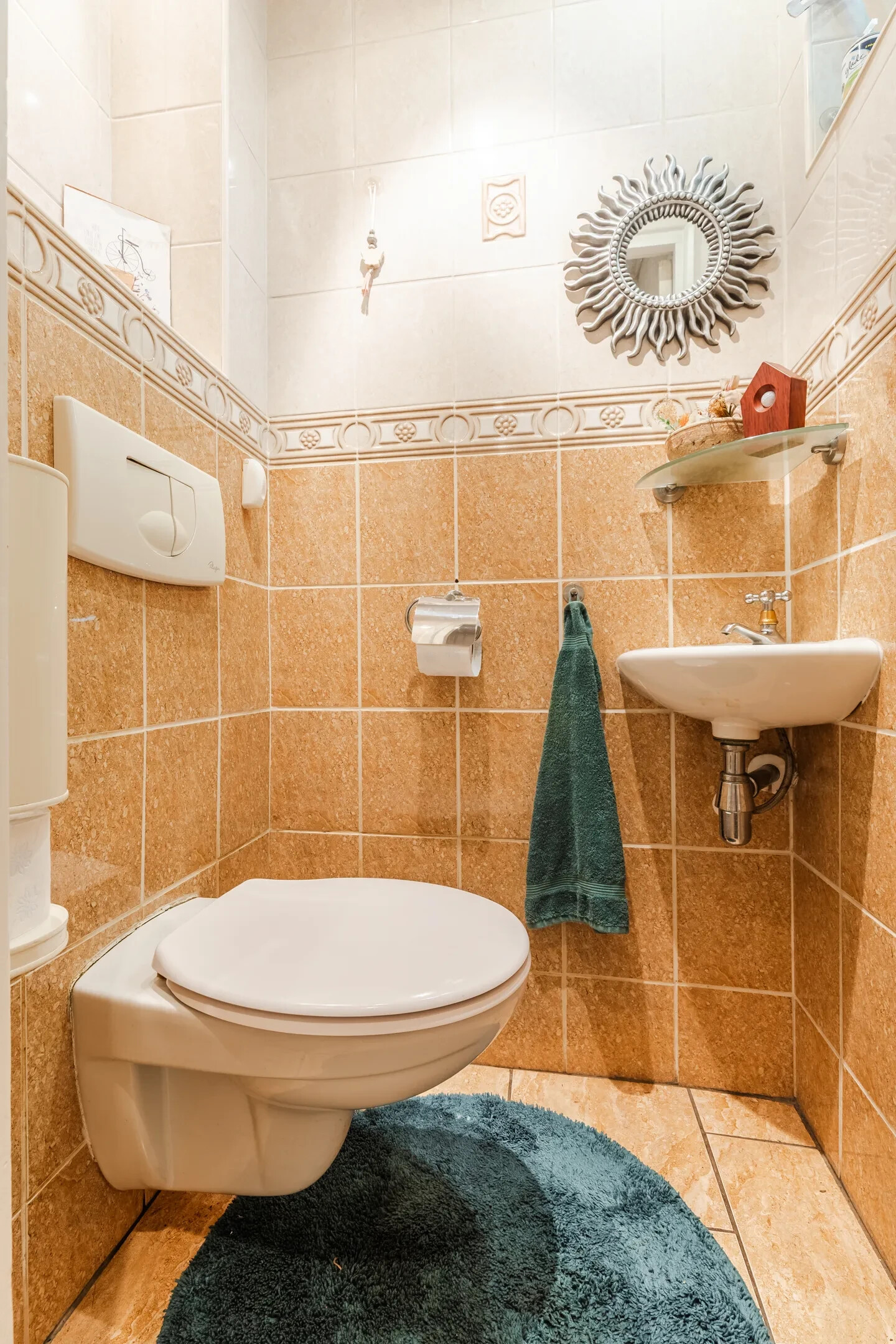 Tussenwoning te koop: Beverweg 13, Breda