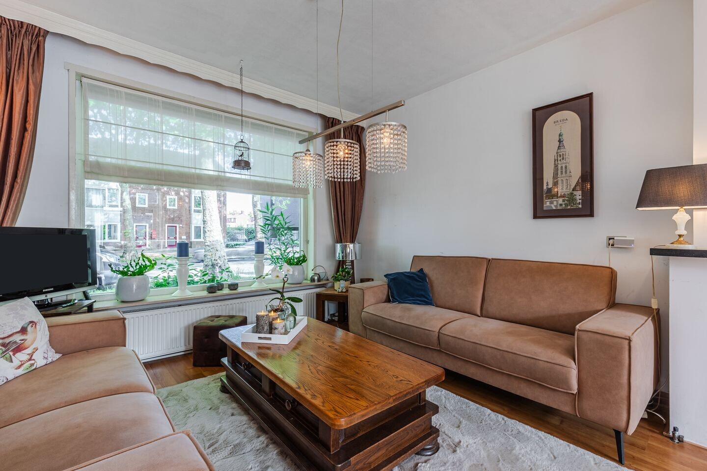 Tussenwoning te koop: Beverweg 13, Breda