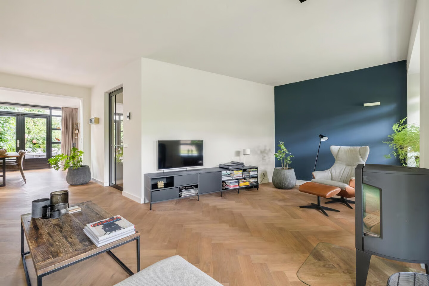 Tussenwoning te koop: Heusdenhoutseweg 143, Breda